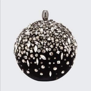 Meet your Posher, Debra